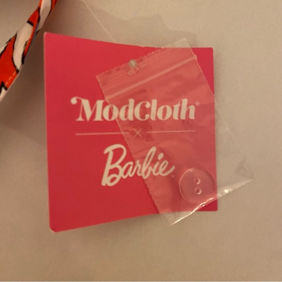 NWT ModCloth x Barbie Small Retro Floral Romper - Picture 5 of 16